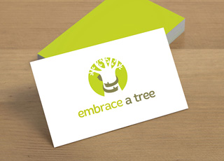 Logotipo de Embrace a tree
